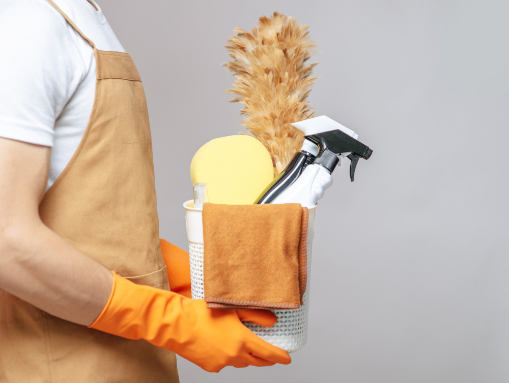 5 produits ménagers indispensables pour un nettoyage en profondeur
