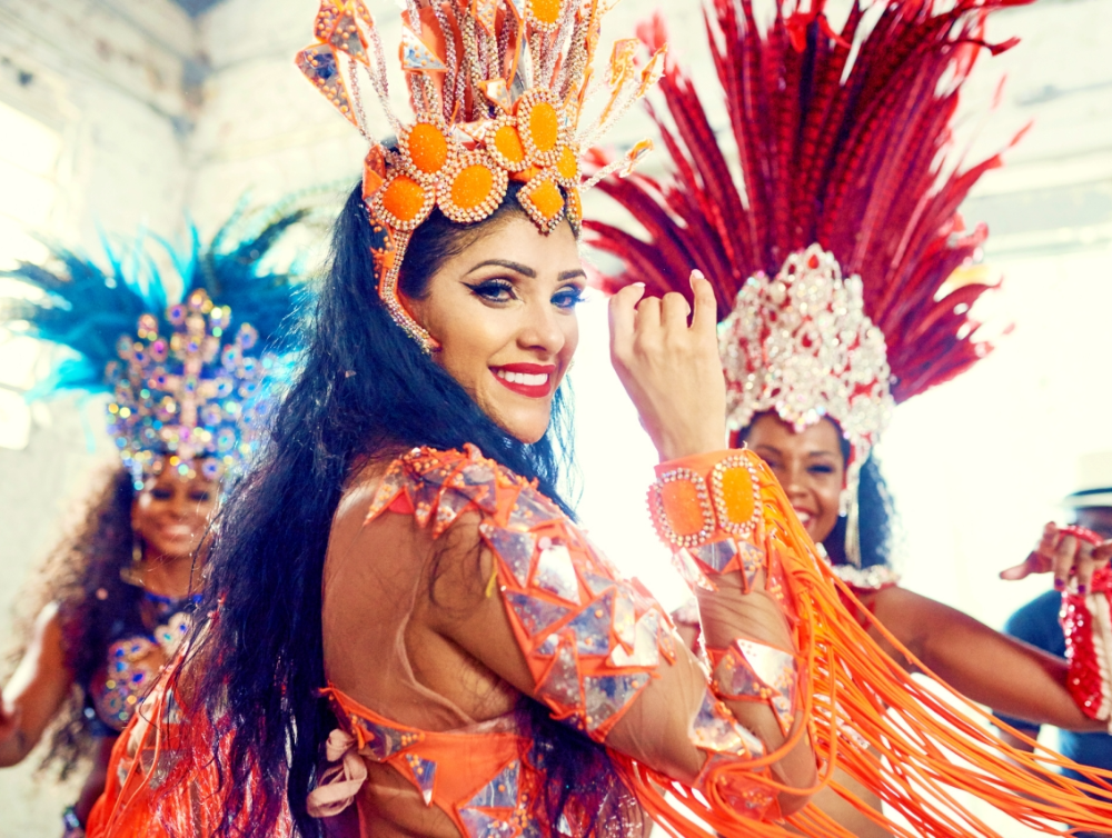 Accédez au carnaval latino plus facilement avec le ménage à Paris 20