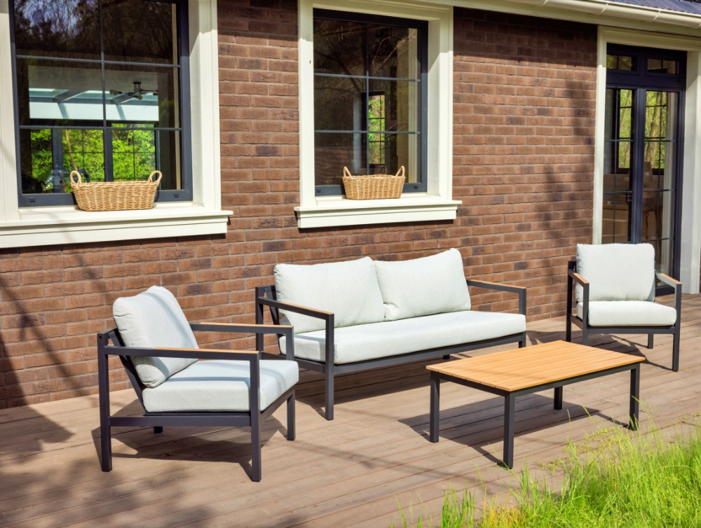 Actualité : Nettoyage de l’extérieur : une terrasse impeccable à Lons-le-Saunier