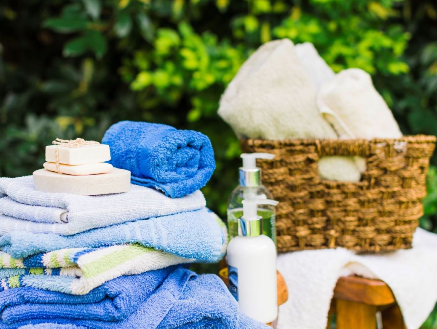 Photo de la dernière actualité - Lavage de rideaux et textiles d’été : préparez l’automne sereinement