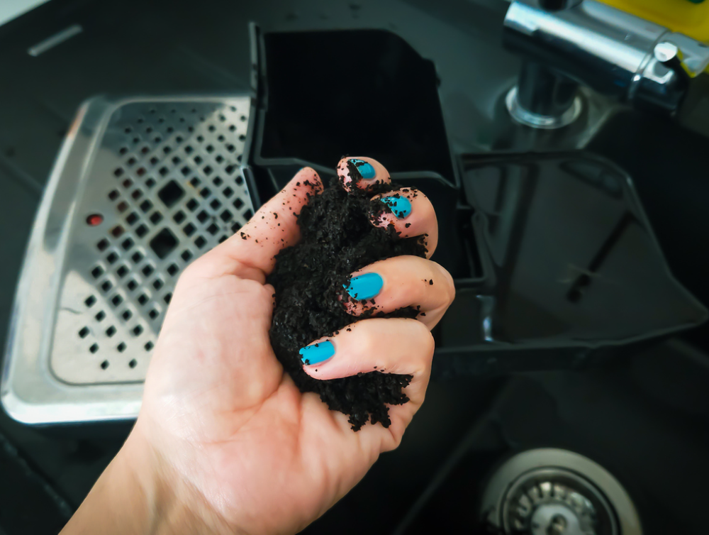 Photo de la dernière actualité - Le marc de café : produit ménager naturel, dégraissant et anti-odeur