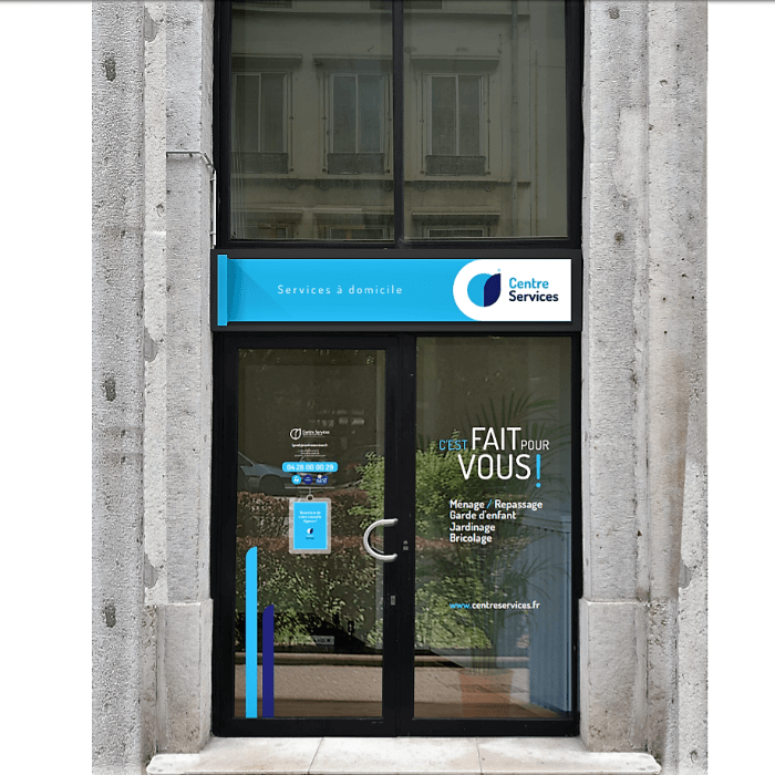 Photo de la vitrine de Lyon 3/6