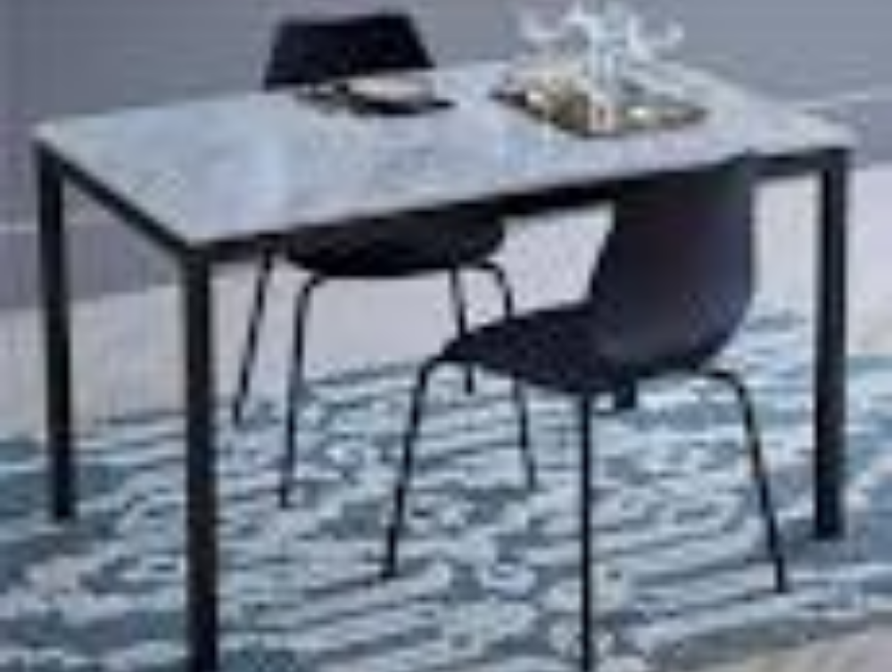 Nettoyer une table/un plan de travail en marbre
