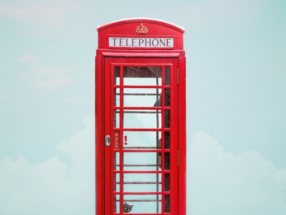 Image de l'actualité La cabine téléphonique anglaise de Saint-Mandé fait peau neuve