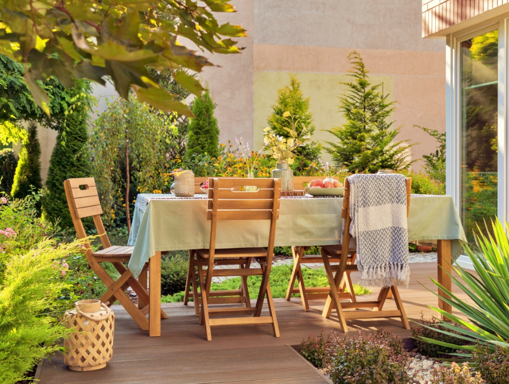 Image de l'actualité Tous les conseils pratiques pour nettoyer son salon de jardin efficacement