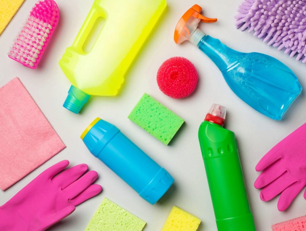 faire appel à une femme de ménage à Miribel