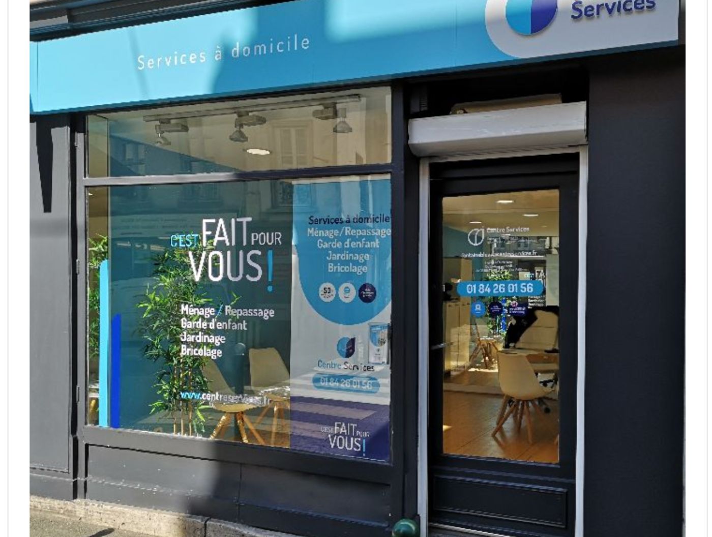 Devanture de l'agence