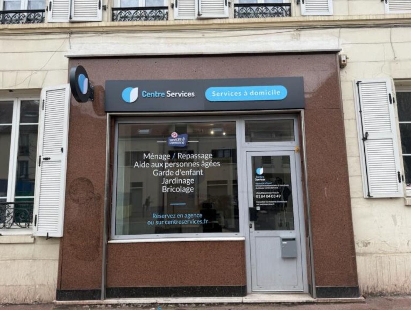 Devanture de l'agence