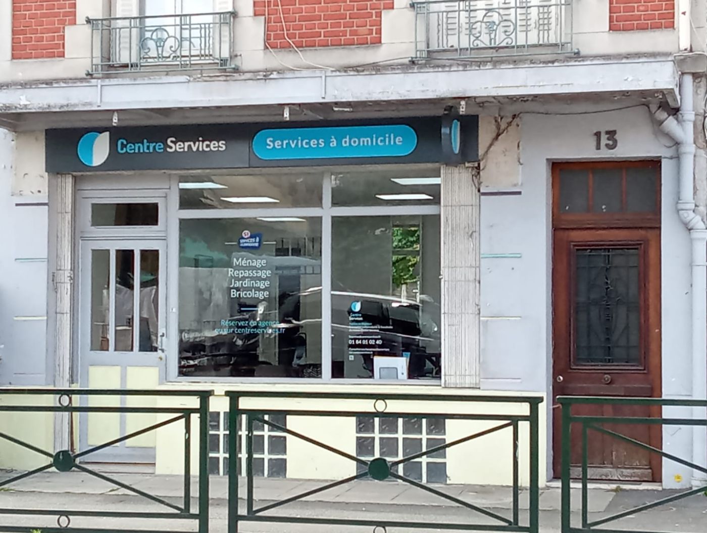 Devanture de l'agence