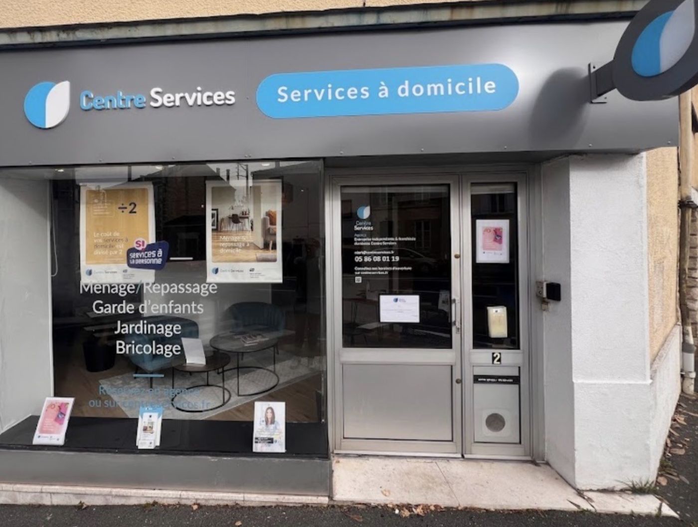 Devanture de l'agence