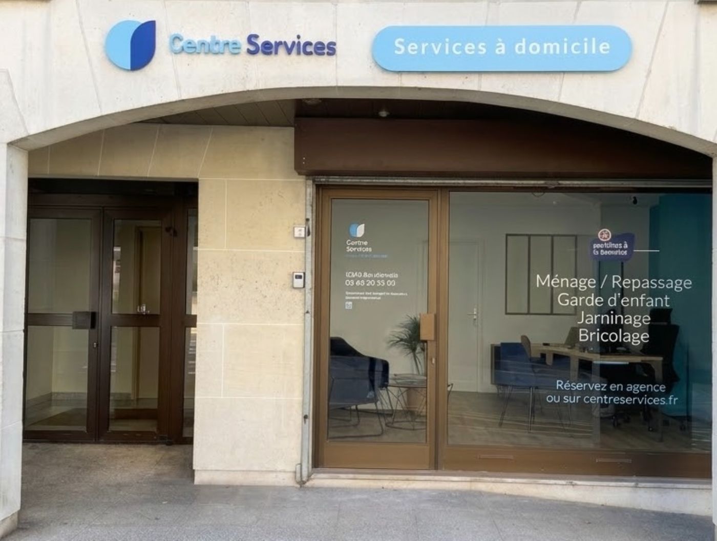 Devanture de l'agence