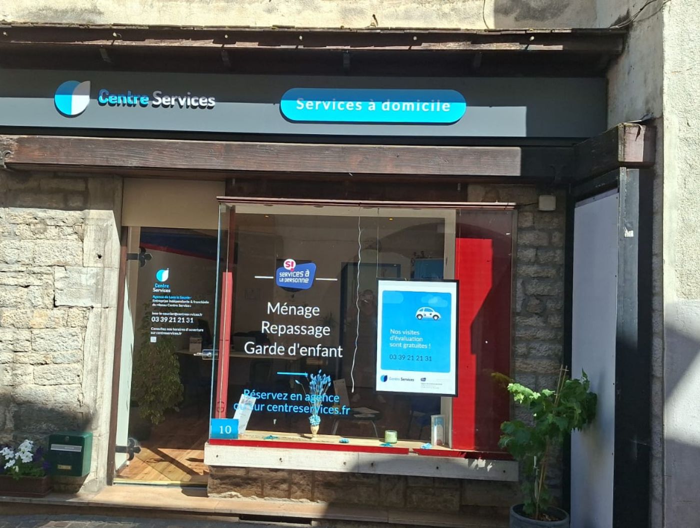 Devanture de l'agence