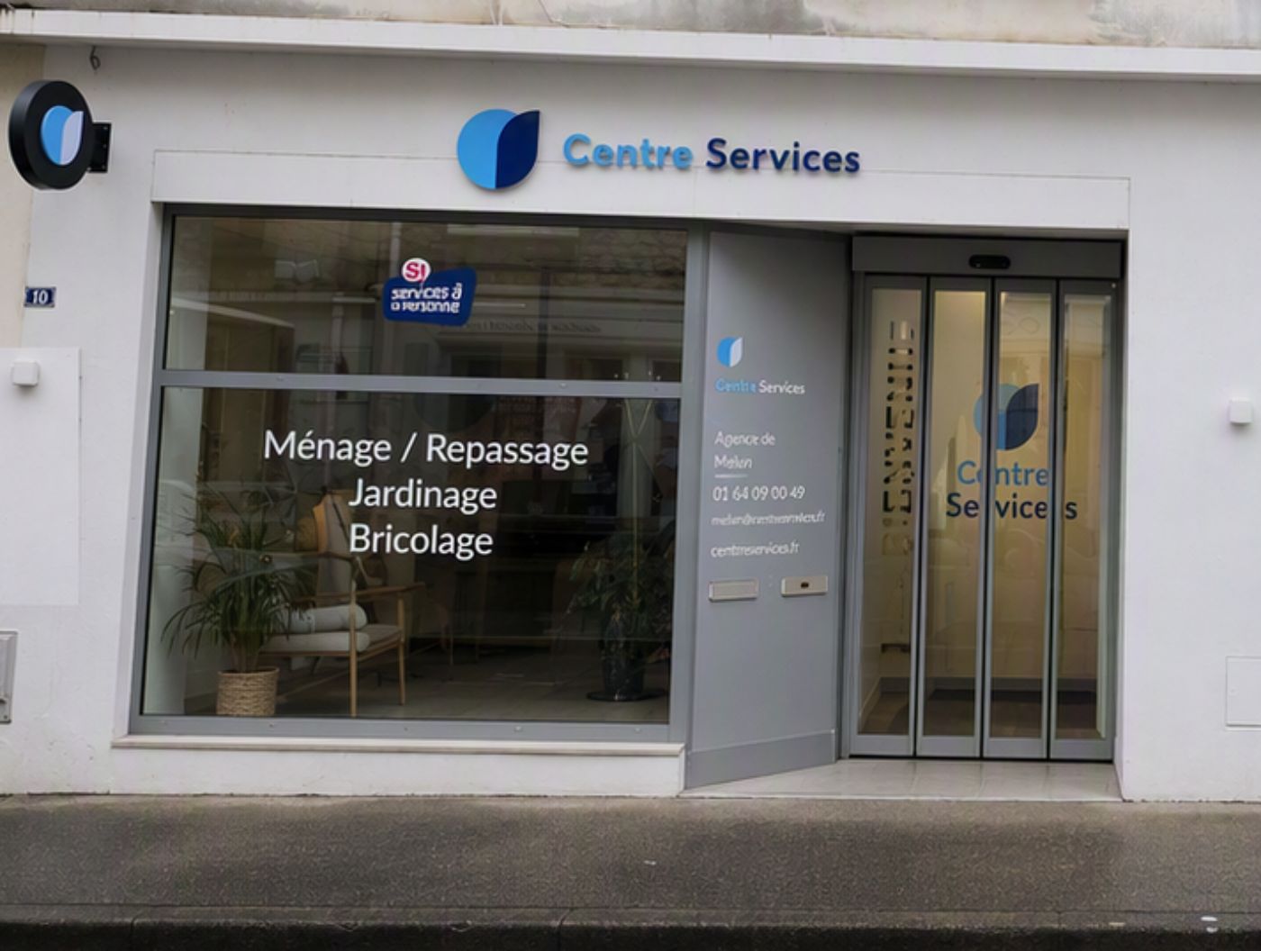 Devanture de l'agence